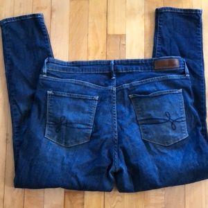 Levi’s Denizen ankle straight jeans!  Size 12